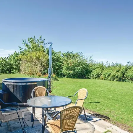 Three-bedroom In * Vinderup