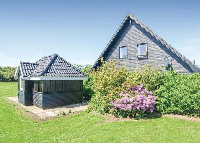 Three-bedroom In Holiday home Vinderup